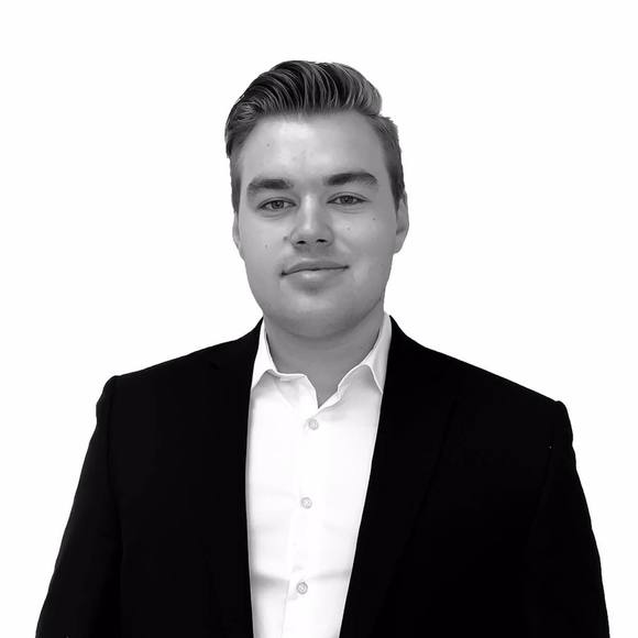 Meet your Posher, David - Picture 1 of 1